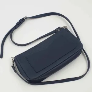 Pochette en cuir grainé de taurillon