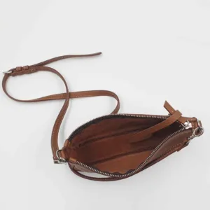 Pochette en cuir grainé de taurillon