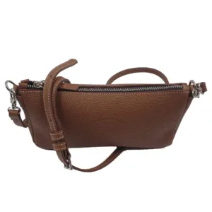 Pochette en cuir grainé de taurillon